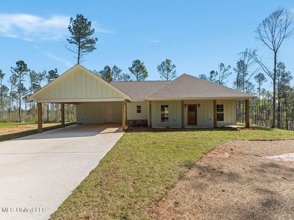 529 Shirley Sanford Road, Seminary, MS 39479