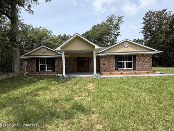 79 Brooks Road, Hattiesburg, MS 39401