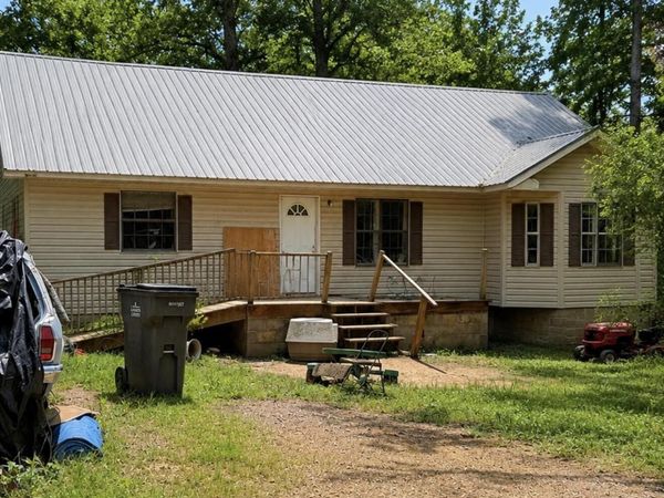 77 County Road 317 , Oxford, MS 38655