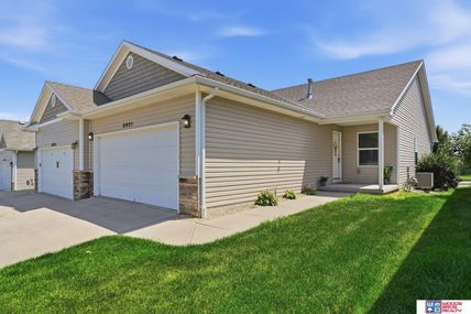 8921 Blacksmith Court, Lincoln, NE 68507