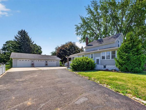 807 Washington Avenue , Wabasha, MN 55981
