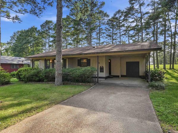 210 Snead , Fairfield Bay, AR 72088