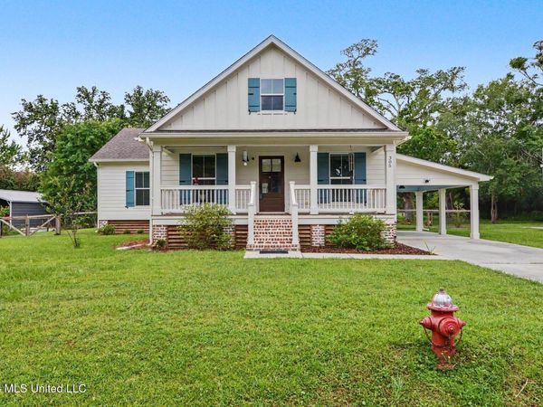 305 Hoffman Lane, Waveland, MS 39576