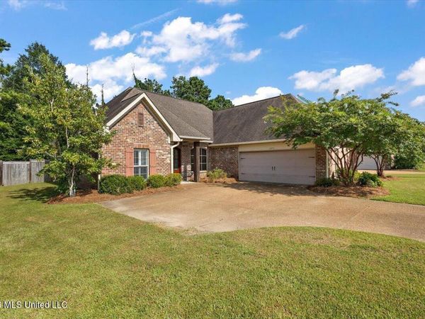 1971 E Ridge Circle, Madison, MS 39110