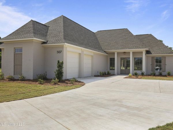 507 Friars Cove, Madison, MS 39110