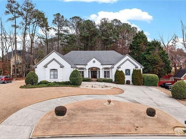 1235 Regency Center Drive, Atlanta, GA 30331