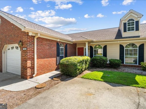 609 Black Oak Drive, Unit 123, Dalton, GA 30721