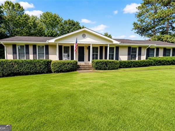 1900 Tara Circle, Douglasville, GA 30135
