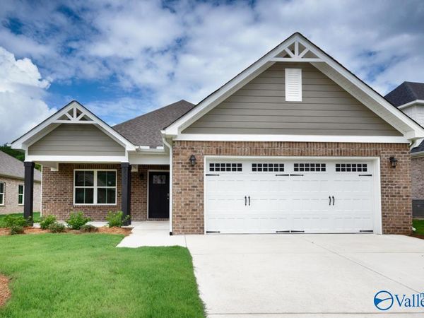 9508 Hampton Oak Drive, Owens Cross Roads, AL 35763