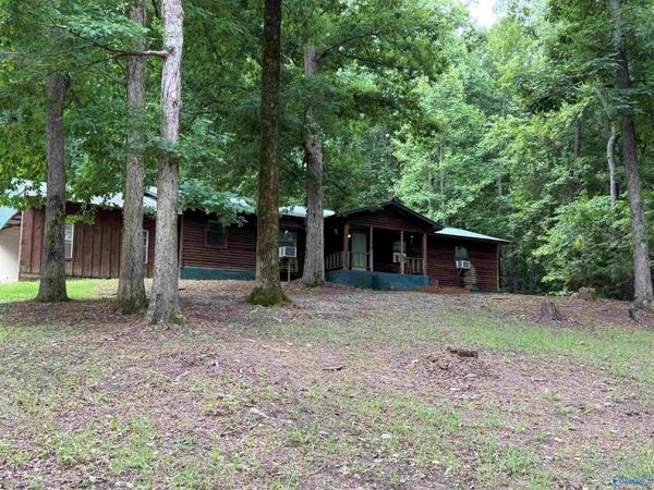 760 West Lacon Road, Falkville, AL 35622