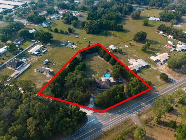 111 SW PRAIRIE STREET , LAKE CITY, FL 32024