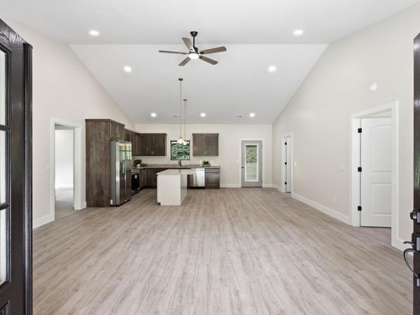 2853 Lick Creek Road , Linden, TN 37096