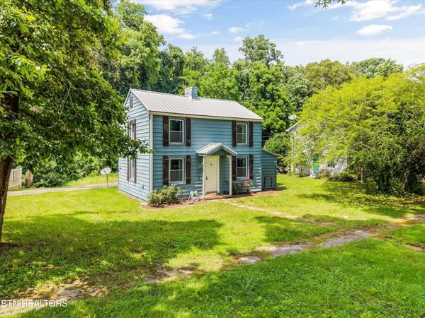 224 Oak Rd , Norris, TN 37828
