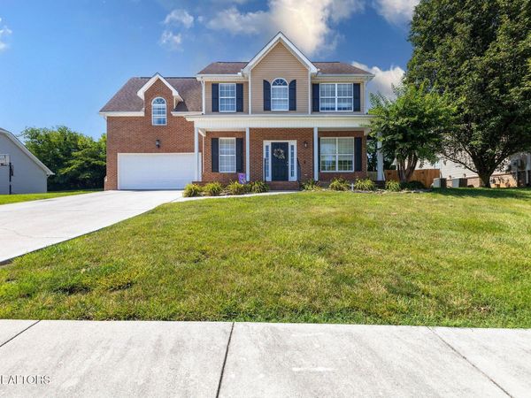 120 E Glenview Drive , Lenoir City, TN 37771