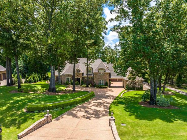 70 GREENBRIER LAKES CV , Piperton, TN 38017