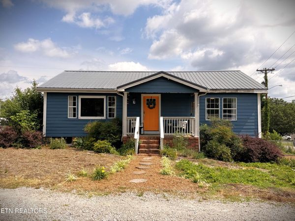 298 E Jere Whitson Rd , Cookeville, TN 38501