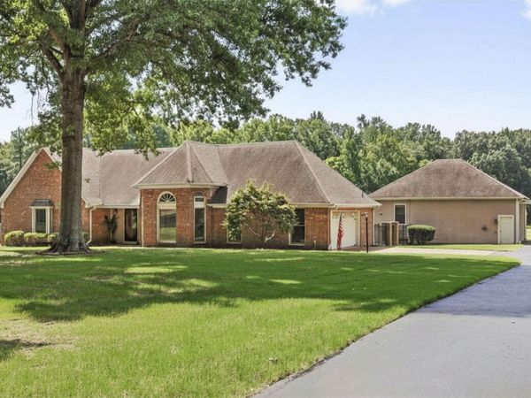 8751 BAYLOR RD, Bartlett, TN 38002