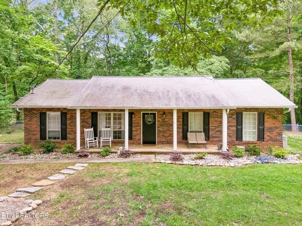 1036 Forest Heights Circle , Lenoir City, TN 37772