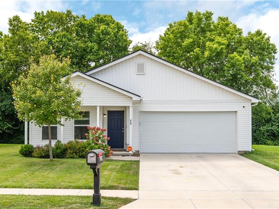 219 Riesling Drive, Union, OH 45322 Photo 1