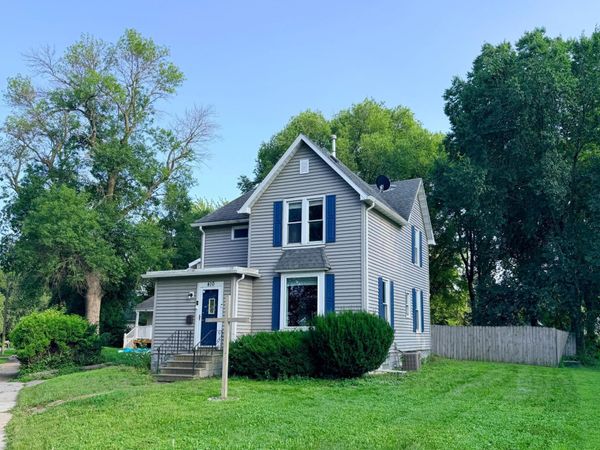 410 Frank Hall Drive , Albert Lea, MN 56007