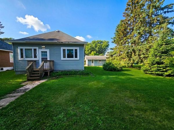 406 4th Street SW, Crosby, MN 56441