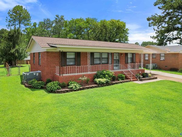 803 8th Street SW, Decatur, AL 35601