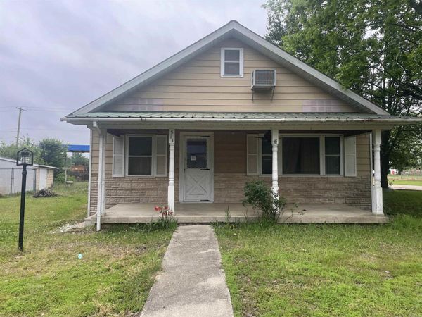 511 1st Street W , Dierks, AR 71833