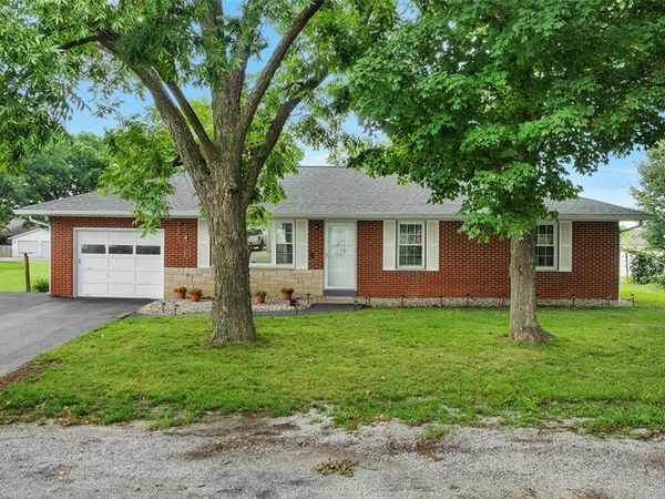 110 Braun Street , Red Bud, IL 62278