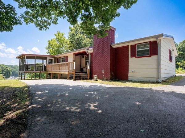 552 County Road 255 , Bridgeport 35740