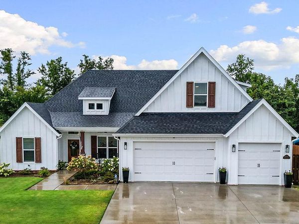 6000 W Moon Dust Drive , Rogers, AR 72758