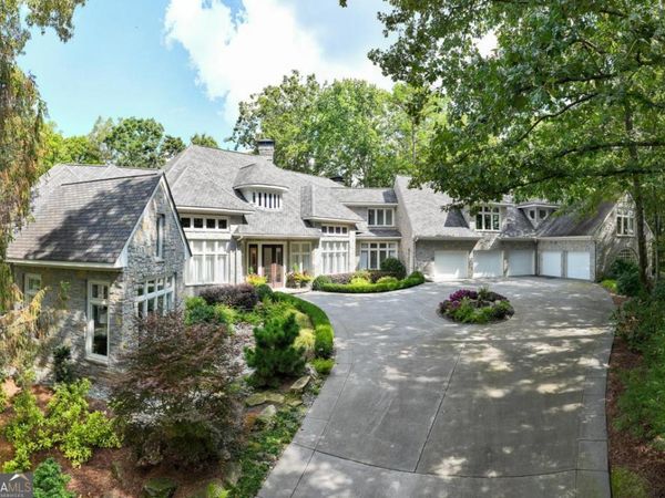 9030 Old Southwick Pass, Alpharetta, GA 30022