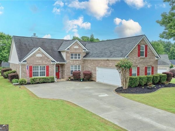 5205 Ashbury Manor Lane, Sugar Hill, GA 30518