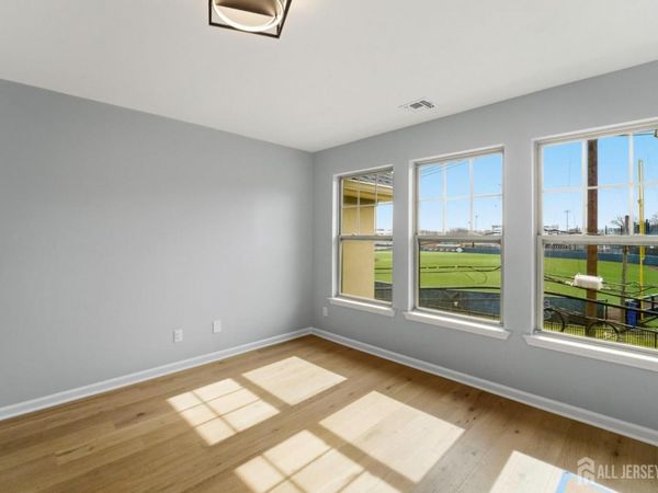 704 Green Lane , Union, NJ 07083
