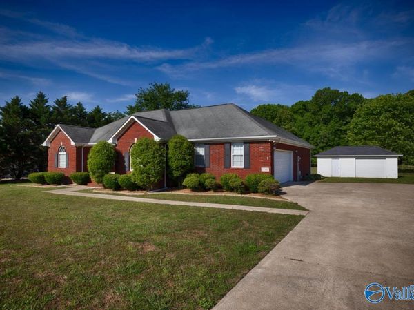 15597 McCulley Mill Road, Athens, AL 35613