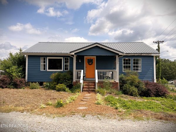 298 E Jere Whitson Rd, Cookeville, TN 38501
