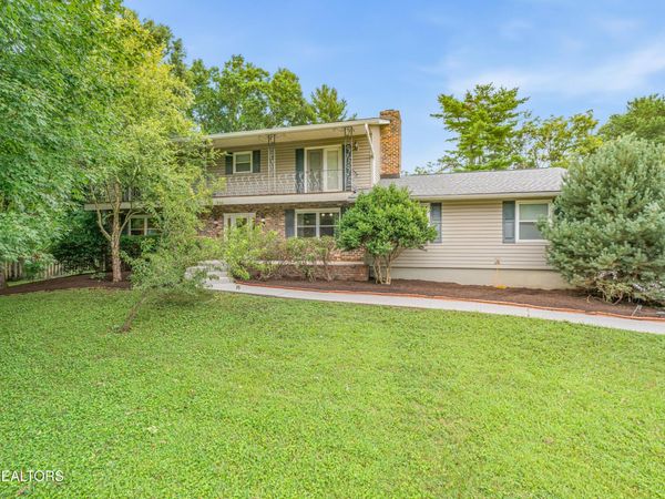 9715 Cortez Drive, Knoxville, TN 37923
