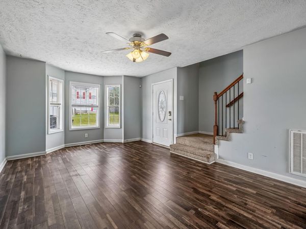 1372 Constitution Dr , Clarksville, TN 37042