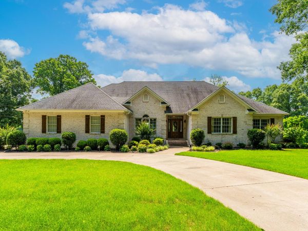 1015 Kelly Rd , Dyersburg, TN 38024