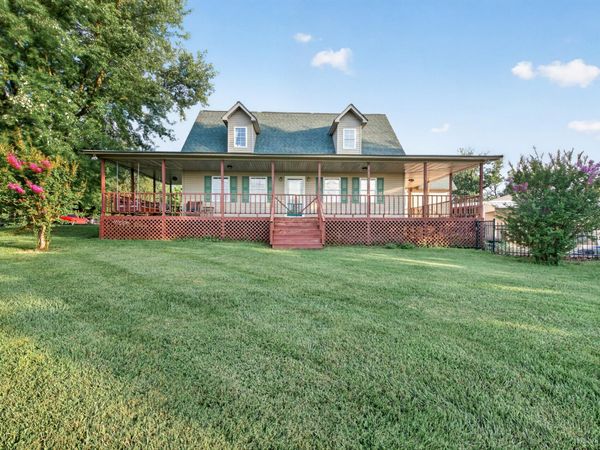 250 High Meadows Ln , Shelbyville, TN 37160