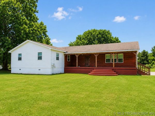 233 S Curtis Street , Nowata, OK 74048
