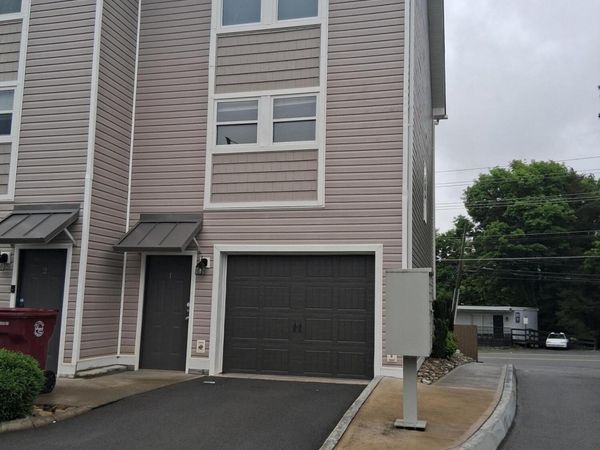 2802 West Walnut Street, Unit 1, Johnson City, TN 37604