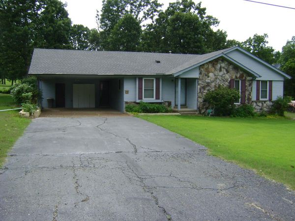 405 Fairway Drive , Horseshoe Bend, AR 72512