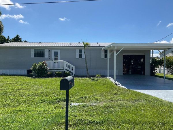 2518 SE 32nd Street, Okeechobee, FL 34974