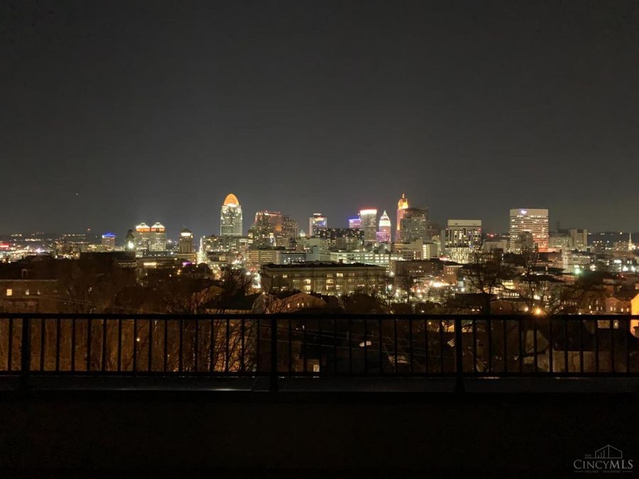 330 Boal Street, Cincinnati, OH 45202 Photo 6