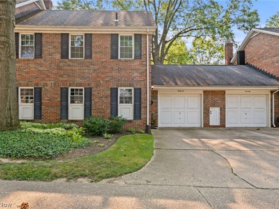 66 Yardley Lane, Akron, OH 44313 Photo 1