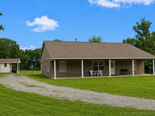8268 N Shiloh Road , Hulbert, OK 74441