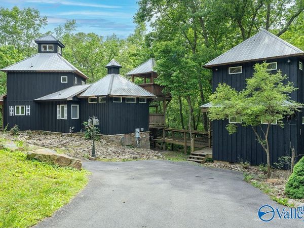 307 Bear Creek Road SE, Fort Payne, AL 35967