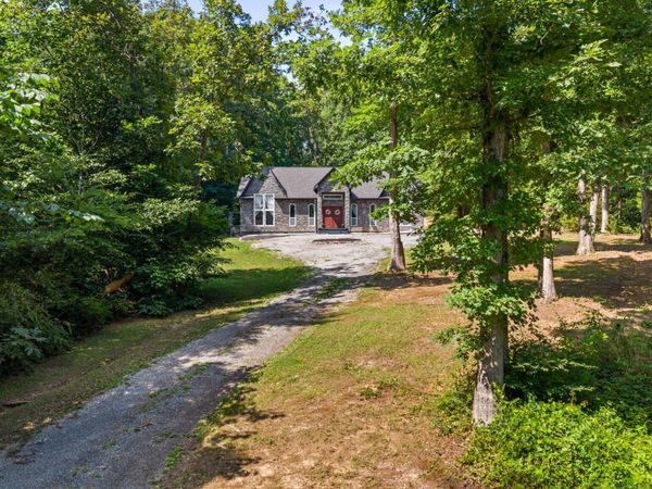 304 Lees Chapel Rd, Sweetwater, TN 37874