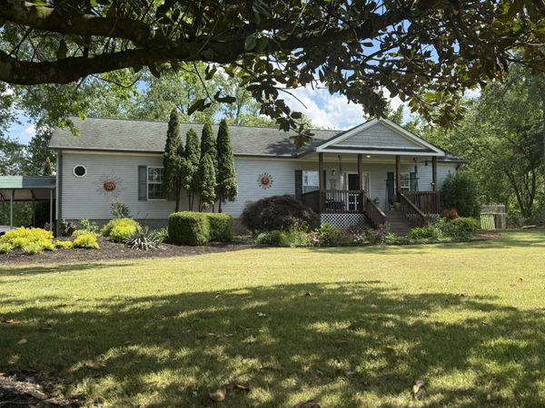 260 Willow Ln , Hartsville, TN 37074