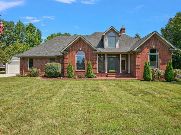 2309 Allen Ferry Rd , Smithville, TN 37166